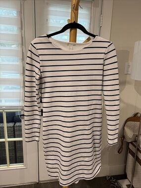 h&m striped long sleeve dress Julia Shirt Straight cut hem with a slit at one side. H&M Blue Green Striped Oversized